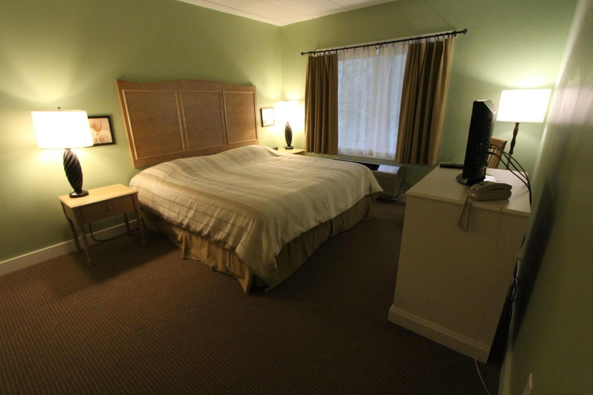 Holly Tree Resort West Yarmouth Buitenkant foto